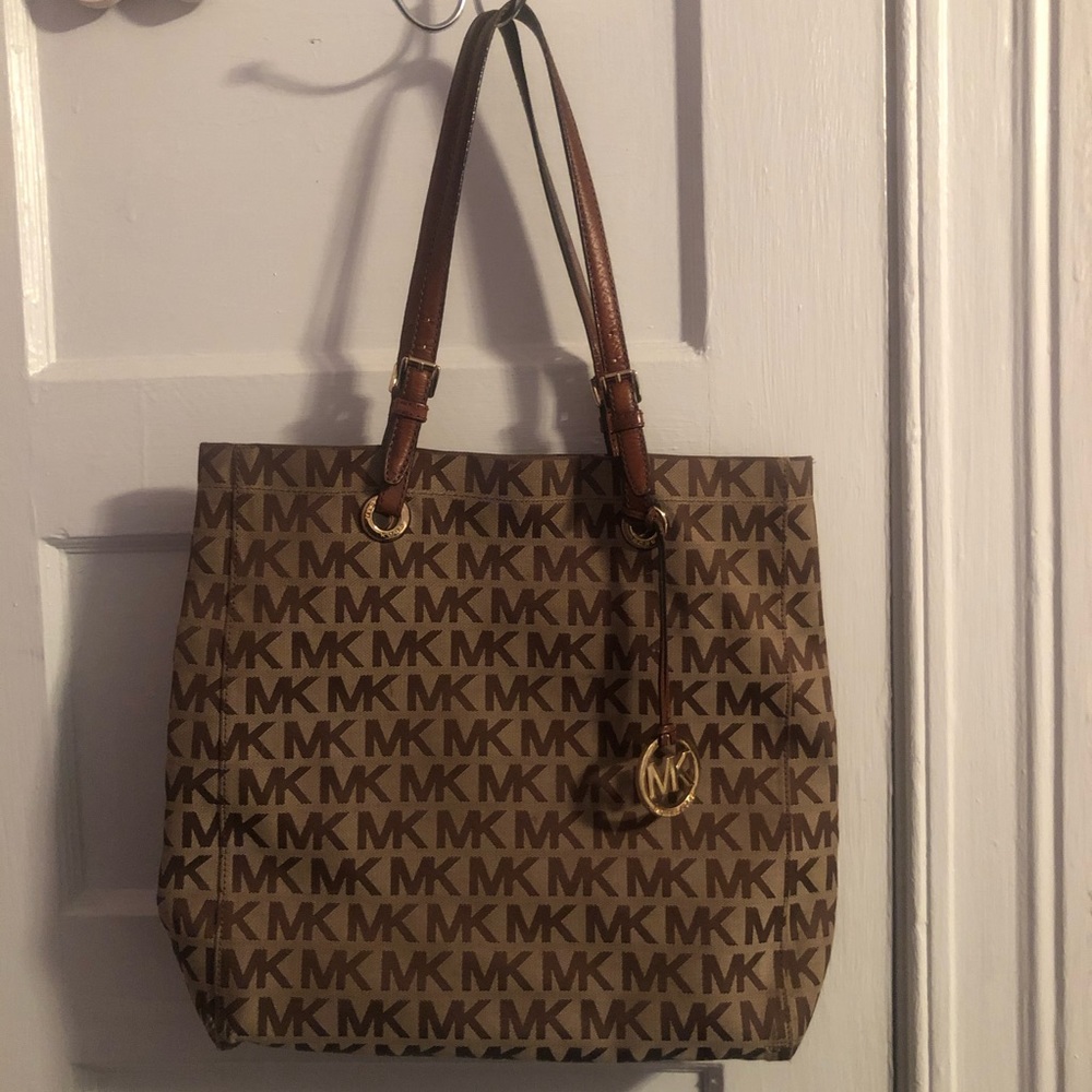 SOLD! Michael Kors Bag
